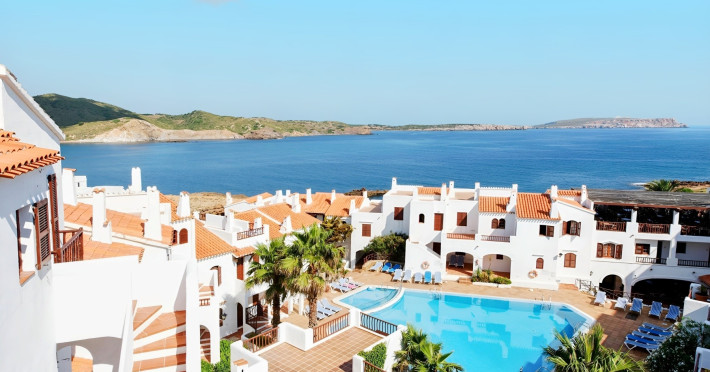 hotel-cu-piscina-fdc12995a1bbaa6a.jpeg