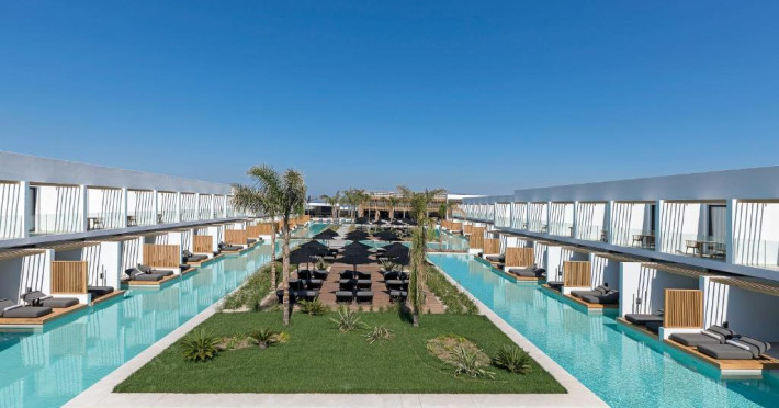hotel-d-andrea-lagoon-all-suites-adults-only-fb873301deddf3db.jpeg