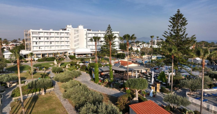 hotel-d44e4d2a548cb302.jpeg