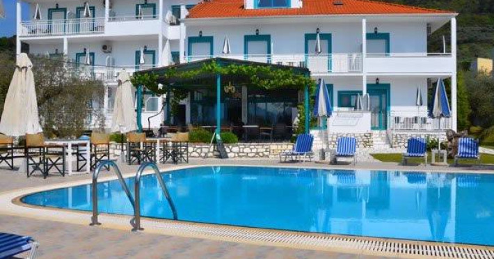 hotel-dimitris-3ff86f7c029bf95f.jpeg