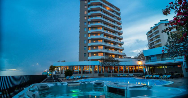 Hotel Duas Torres