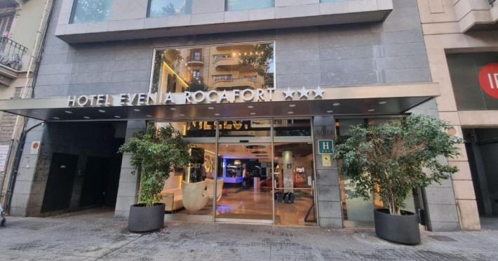 hotel-evenia-rocafort-72097ad8ab12e09f.jpeg