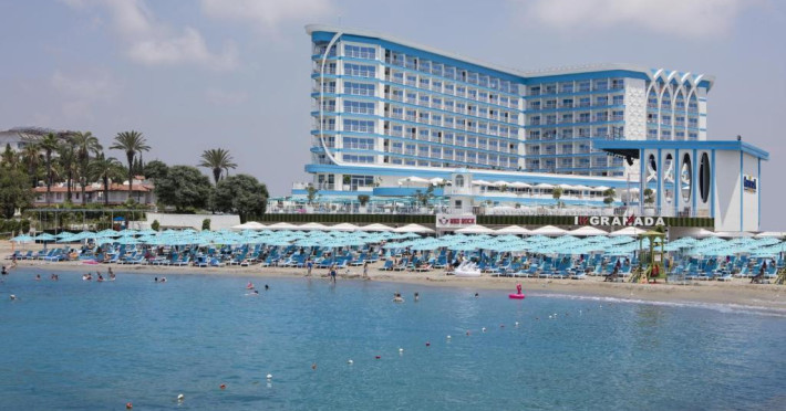 Hotel Granada Luxury Beach