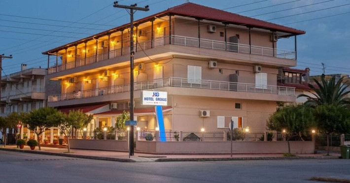 hotel-grekas-5488ef8f5cddd000.jpeg
