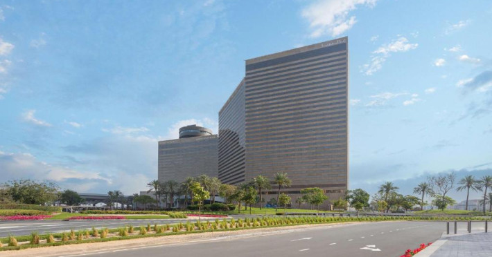 hotel-hyatt-regency-dubai-102dbbde089fcaa2.jpeg