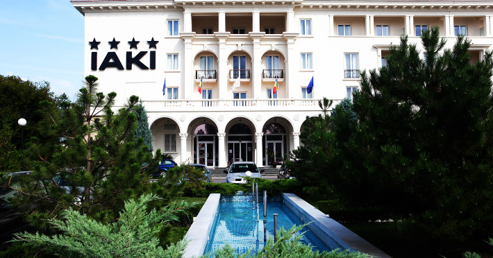 hotel-iaki-2bf9d823b6d3cc67.jpeg
