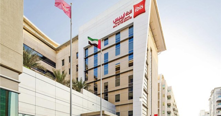 hotel-ibis-dubai-al-barsha-4e7a3042e4b9e84d.jpeg