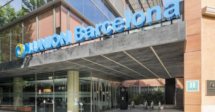 hotel-ilunion-barcelona-693f92524bb0416c.jpeg