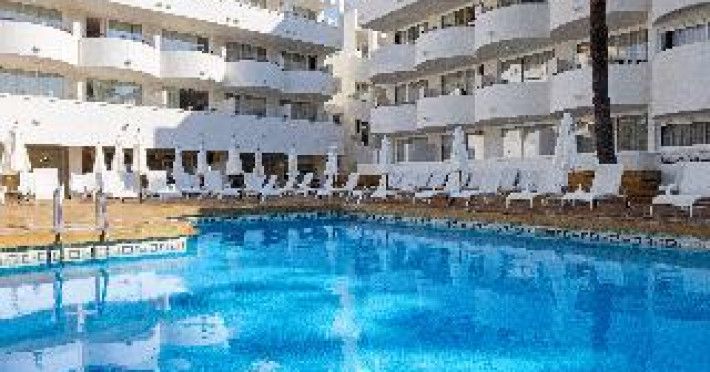 hotel-lively-mallorca-09c406d18f9fe51a.jpeg