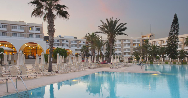 LOUIS PHAETHON BEACH HOTEL