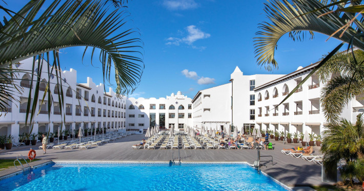 hotel-mac-puerto-marina-benalmadena-f4eb28bd278fa2cd.jpeg