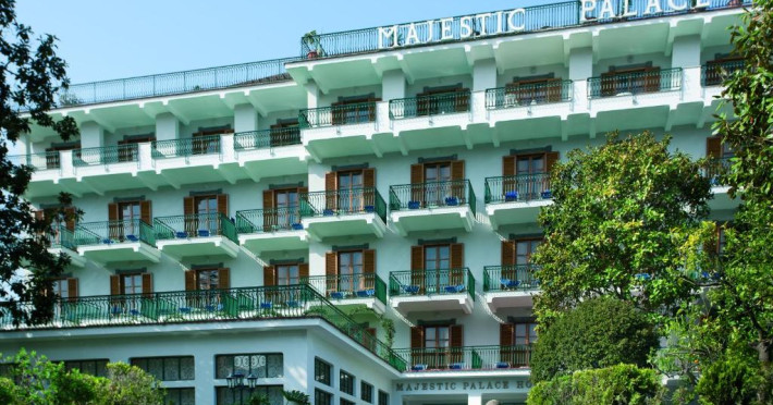hotel-majestic-palace-03774075de788511.jpeg
