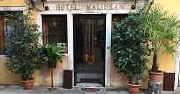 hotel-malibran-fe42693a37cbca2f.jpeg