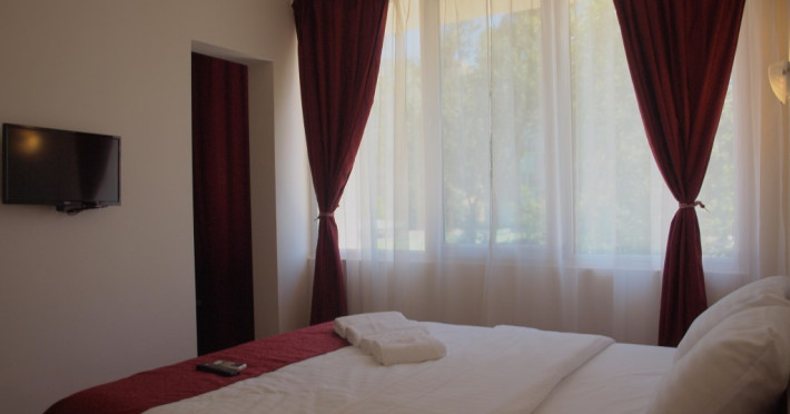 hotel-marie-94297eadeacb8f5a.jpeg