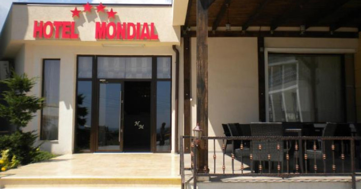 hotel-mondial-5fdbf07c303e5c92.jpeg