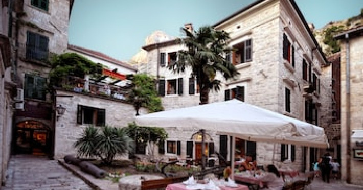 hotel-monte-cristo-8631ad1d65c40cbf.jpeg