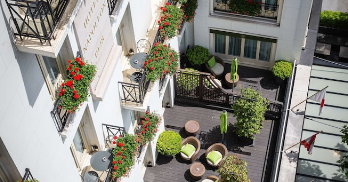 hotel-napoleon-paris-3e239909acf6bc2b.jpeg