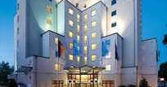 hotel-nh-berlin-treptow-834be759883a9d78.jpeg