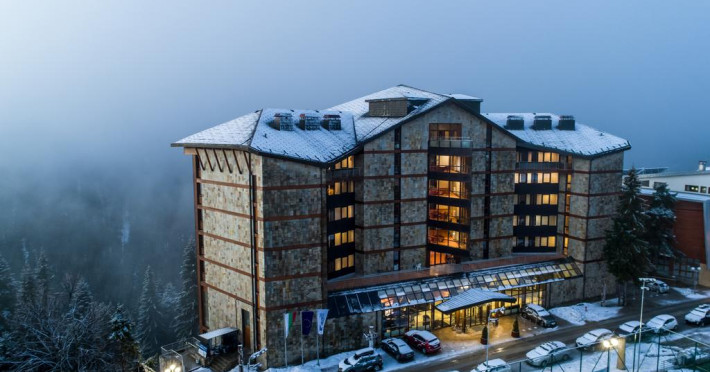 hotel-orlovetz-pamporovo-b644f994e703192c.jpeg