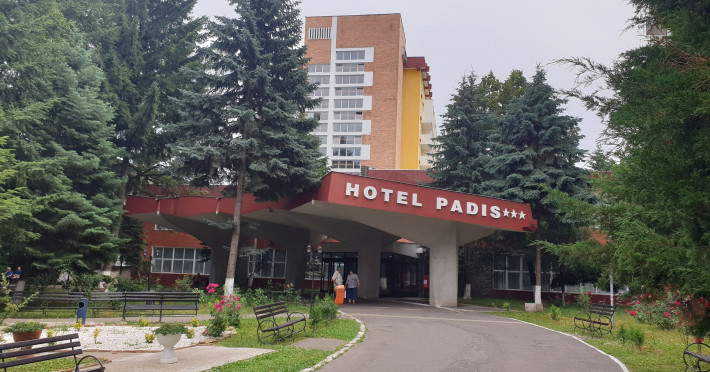 hotel-padis-82834c4eaef383d6.jpeg