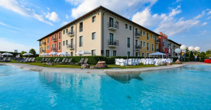 hotel-parchi-del-garda-c148b8ba1e717021.jpeg