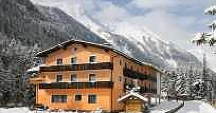 hotel-pension-hubertus-skipass-inklusive-51a431edfeebcfe7.jpeg