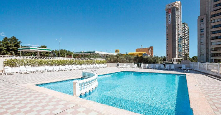 hotel-pierre-vacances-benidorm-levante-adults-recommended-65b98e4f3ae8845c.jpeg