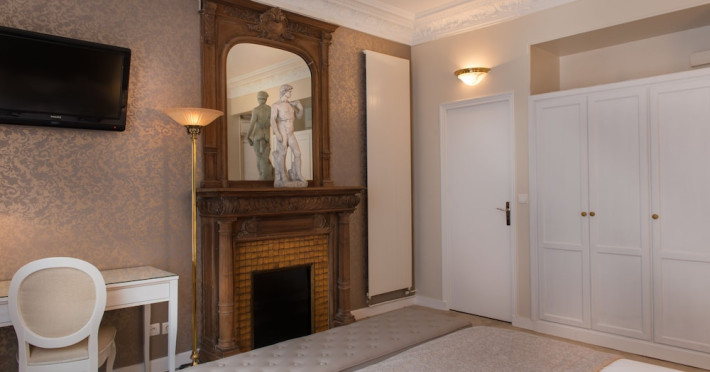 hotel-princesse-caroline-15fabca73528f4bf.jpeg
