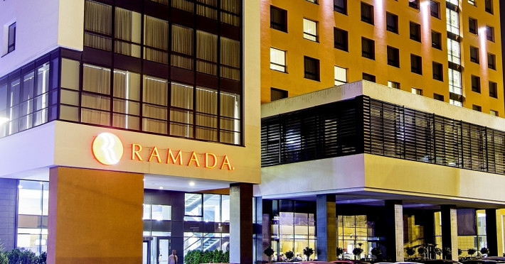 hotel-ramada-by-wyndham-oradea-36b767cd96eb6d52.jpeg