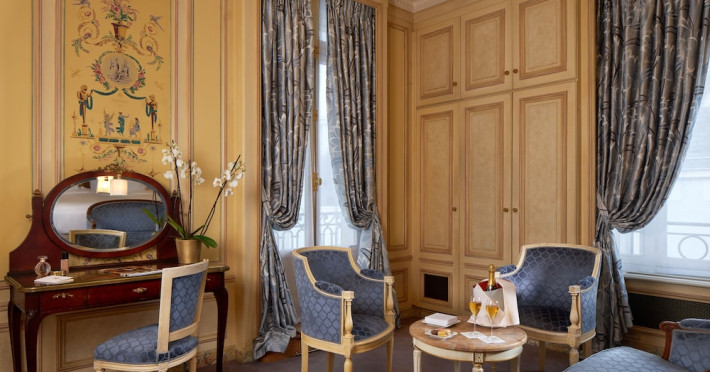 hotel-raphael-46135050e8f5075a.jpeg