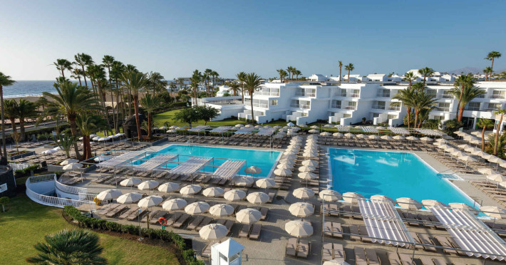 hotel-riu-paraiso-lanzarote-a1e4535b2fb8e734.jpeg