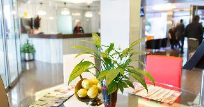 hotel-ronda-lesseps-be29d71d60a83c63.jpeg