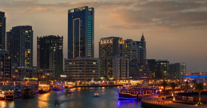 hotel-rove-dubai-marina-b8e6342a8120ed32.jpeg