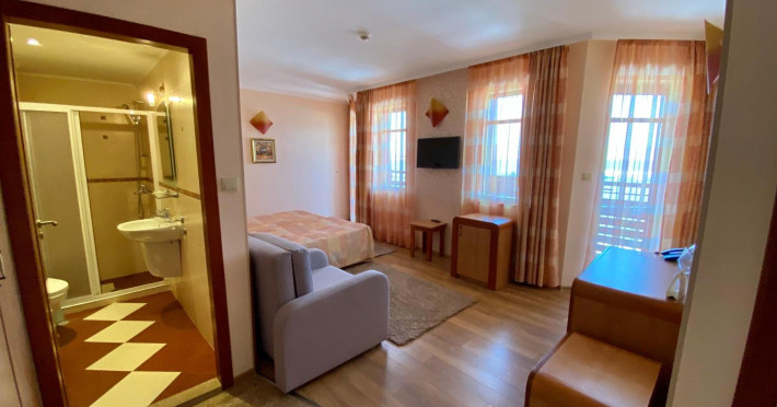 hotel-saint-nikola-0d0a70f2ca01188f.jpeg