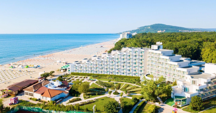 hotel-si-plaja-826836dce0028b84.jpeg