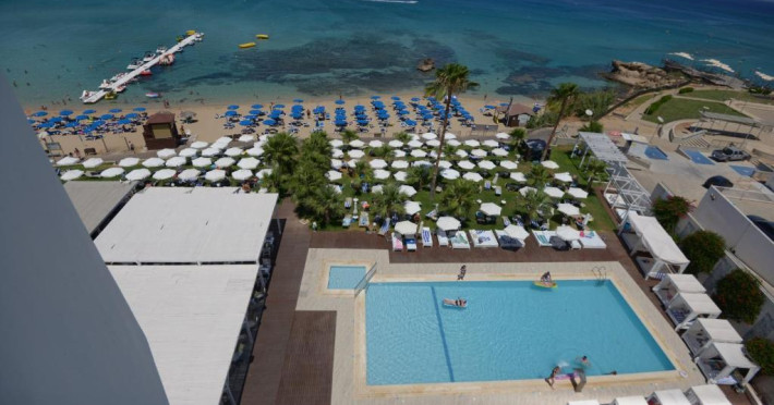 Hotel Silver Sands Beach