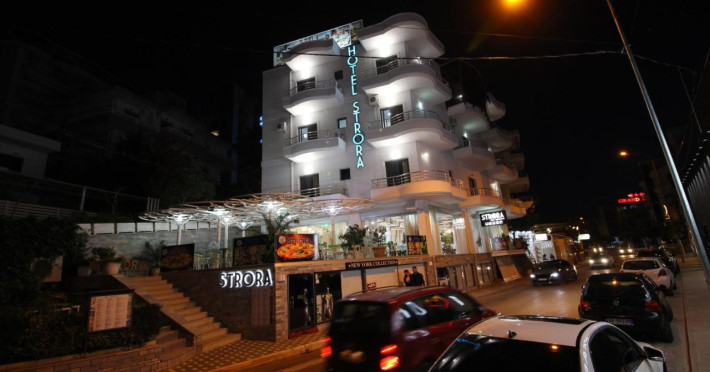 Hotel Strora