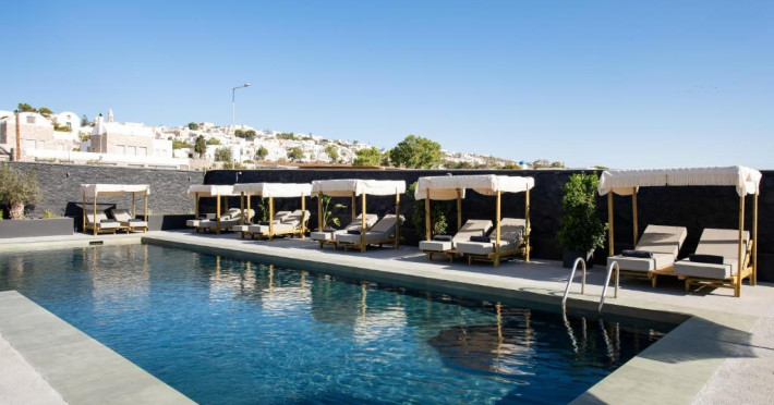 hotel-the-noverian-bios-santorini-4f03c3041d53df9c.jpeg