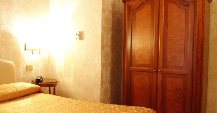 hotel-torino-4979b830f85dc913.jpeg