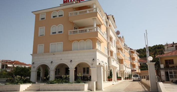 hotel-trogir-palace-a1646e0d3d6254e3.jpeg