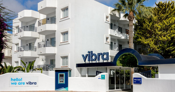 hotel-vibra-isola-adults-only-9f8bc285f9553c32.jpeg