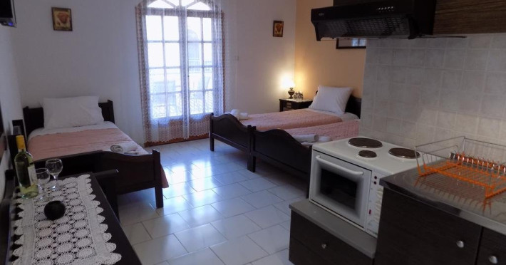 hotel-virvilis-apartments-253e7cf4dd68f77e.jpeg