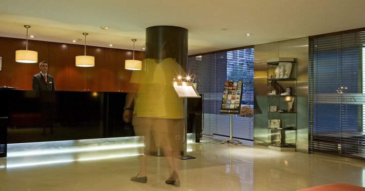 hotel-zenit-borrell-5969dd256c4fcac9.jpeg