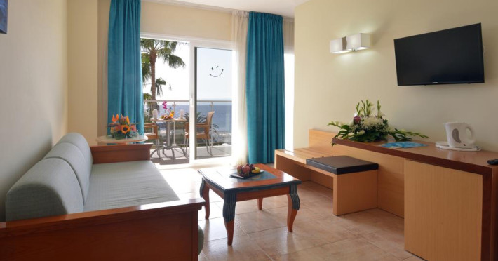 hovima-costa-adeje-5d1de7febfd77325.jpeg