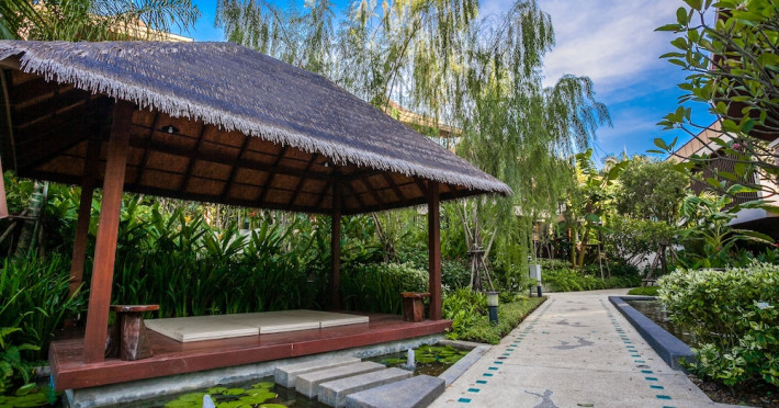 hula-hula-resort-l-truly-tropical-and-fun-wellness-1f376d8649af30da.jpeg
