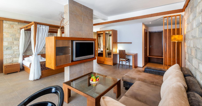 hunguest-hotel-sun-resort-5ffa184b10a69aa4.jpeg