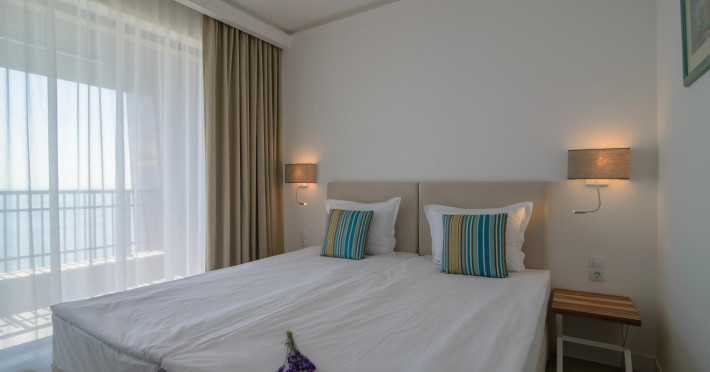 hvd-hotel-nympha-riviera-holiday-club-adults-only-18-44a925ed37ddb05e.jpeg