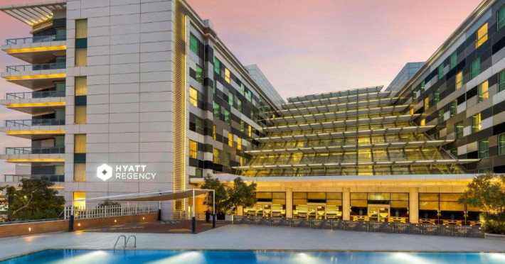 hyatt-regency-oryx-doha-b8948f56d5139398.jpeg