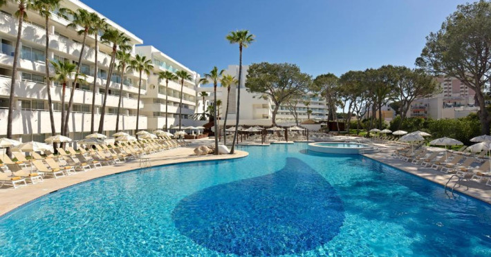 iberostar-cristina-ffefb7bf9e1c2865.jpeg