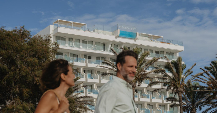 iberostar-waves-bahia-de-palma-adults-only-494915ad4dcf7659.jpeg